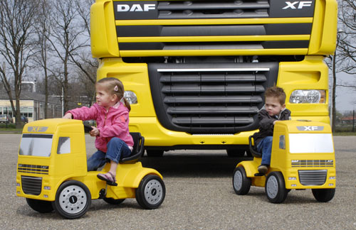 Днес стартира кампания за пътна безопасност „Малки и големи заедно на пътя”