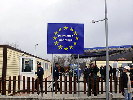 Правителството утвърди Споразумението за откриването на нов граничен контролно-пропускателен пункт