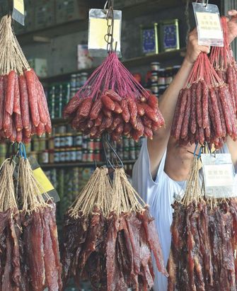 193,8 тона месни продукти са под възбрана